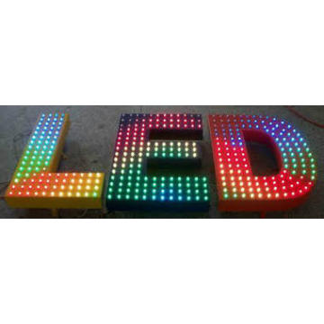 Anunciando a letra do sinal da lâmpada do escapamento do diodo emissor de luz do RGB com única ou cor completa